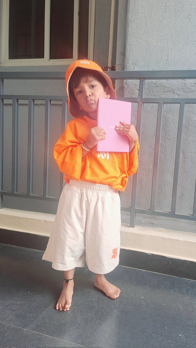 Anu_armaan143's tweet image. He loves it so much armaan and wanted to try this, he his the most happiest kid now and enjoying lot 🥰 #intheAM&apos;s Era everywhere ✌️
Thank you so much &quot;love Armaan Malik&quot; 🧡✨️
@ArmaanMalik22 
#intheAM