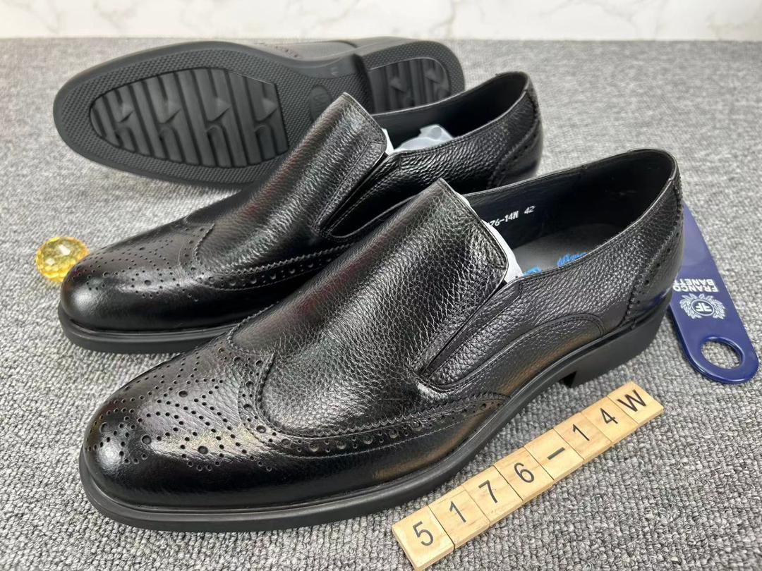 Naberzshoes's tweet photo. Gentlemen shoes
Size :38 to 46
WhatsApp on +256 751902113 for deliveries.
Price :165000ugx

#Naberzshoes https://t.co/3Su3Cs1bBn