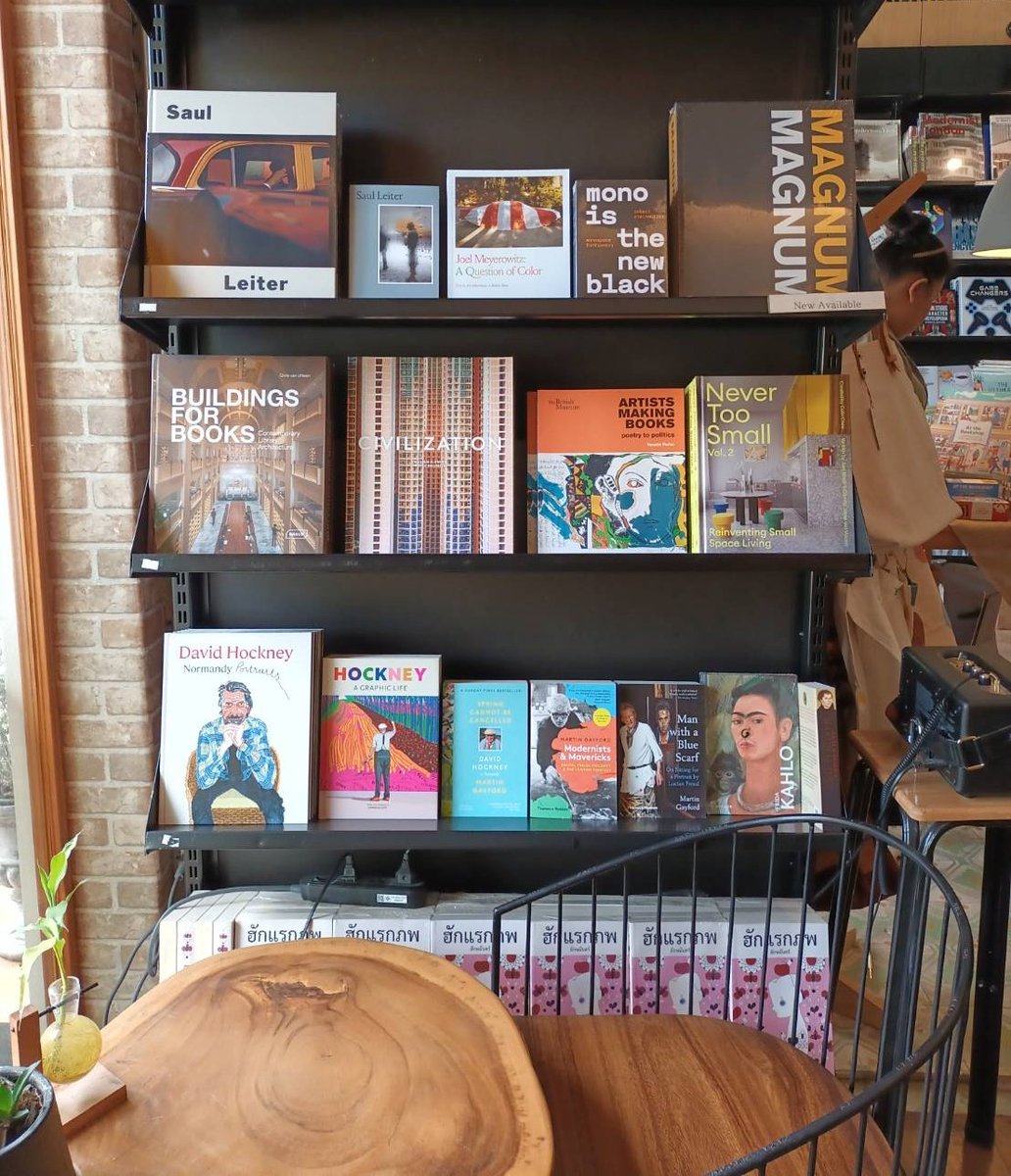 Booksmith2014's tweet photo. New Arrivals at The Booksmith bookshop, Nimman Road, Lens 5, Chiangmai, Thailand 
Order: https://t.co/3NvMgDaZ5x
.
#Thebooksmith #Bookshop #bookstores #ร้านหนังสืออิสระ #illustration #inspiration #artbooks #books #design #nonfictionbooks #fictionbooks #kidsbooks https://t.co/9YCPpqoTNy