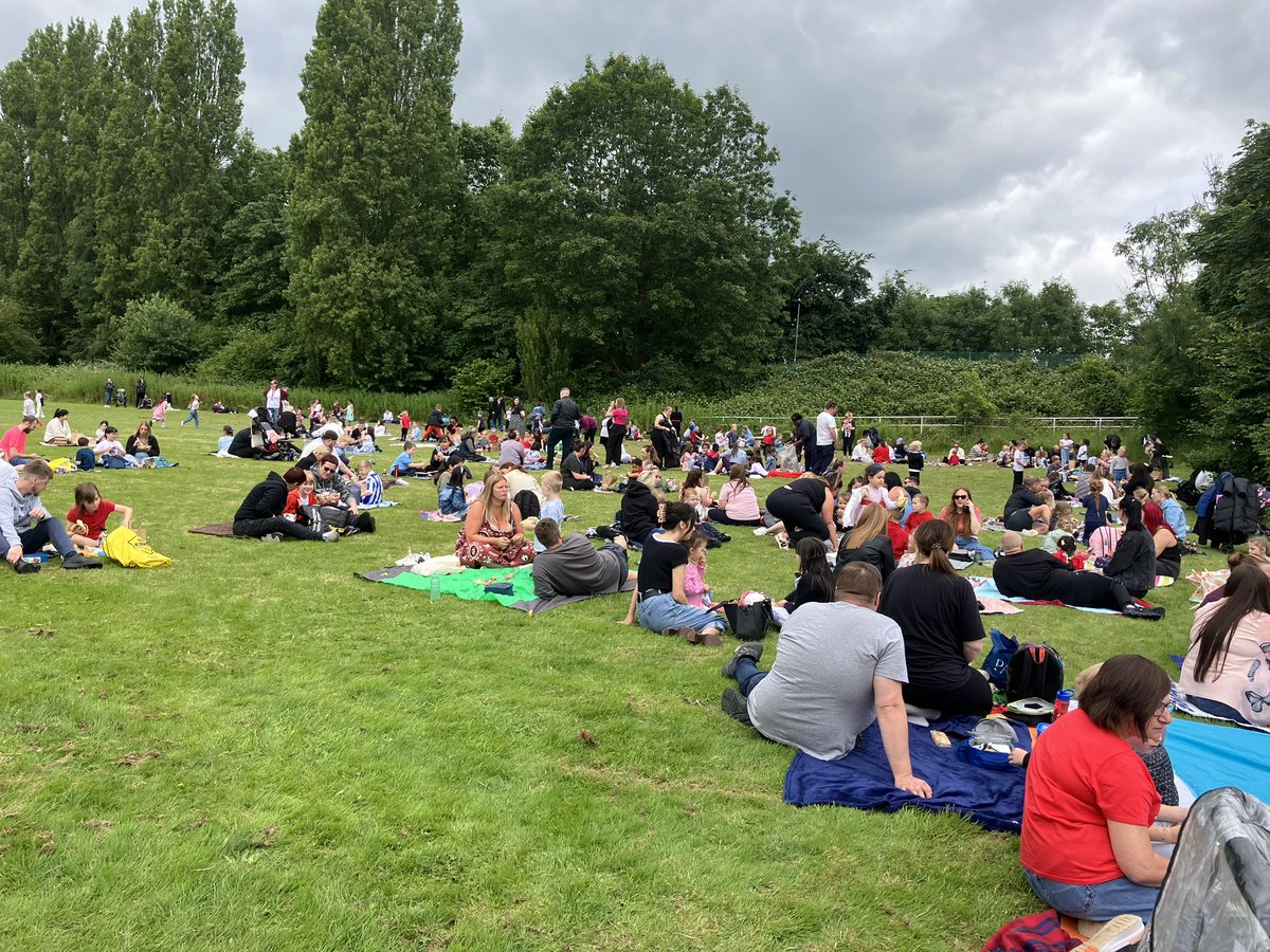 ManselLearning's tweet image. Happy 70 years to Mansel Primary! We danced, ate and sang our way through our 1950s day.
We can’t wait to see what is next for our Mansel journey but so proud of where we are and what we have achieved too!
Thanks to everyone who made the day special.
#70years @SCSPCEO