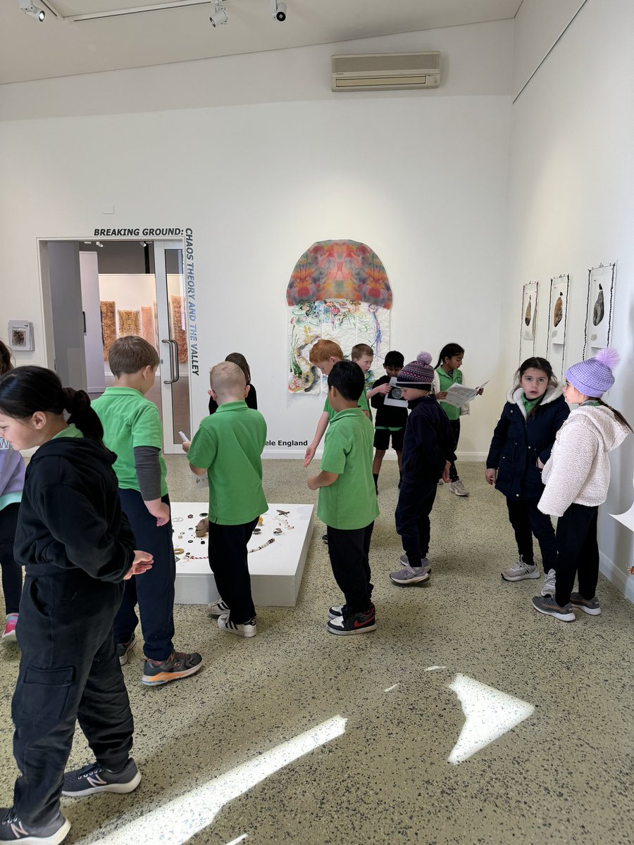 Amanda Hawkins tweet media