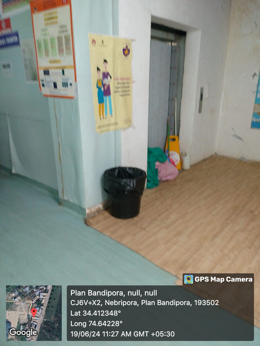 Samoonirshad2's tweet photo. This space in DH bandipora kept for lift system but unfortunately still not functional. As the labour room is at the top floor of this building which increases the pain of our pregnant sisters. Requested so many times bt no response fr any side Request to @SyedAbidShah sir https://t.co/9SFN407ifL