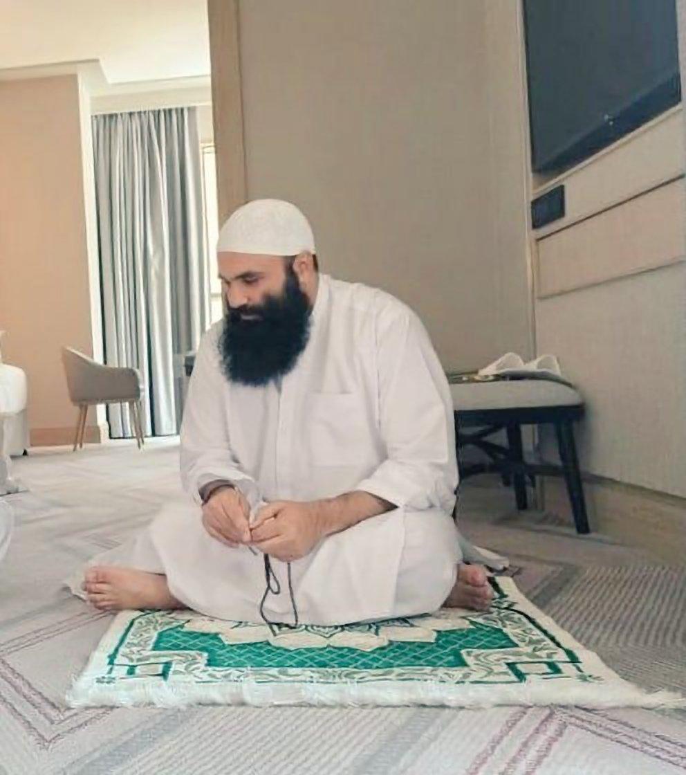 DrAjwa29's tweet photo. بغير د الله تعالی څخه هيچاته يي سر ټيټ نکړو، 
په دې قوي عقيده امريکا څه چي هر سوپر پاور قوتونه ماتول ممکن دي. https://t.co/oa3nGNj30S