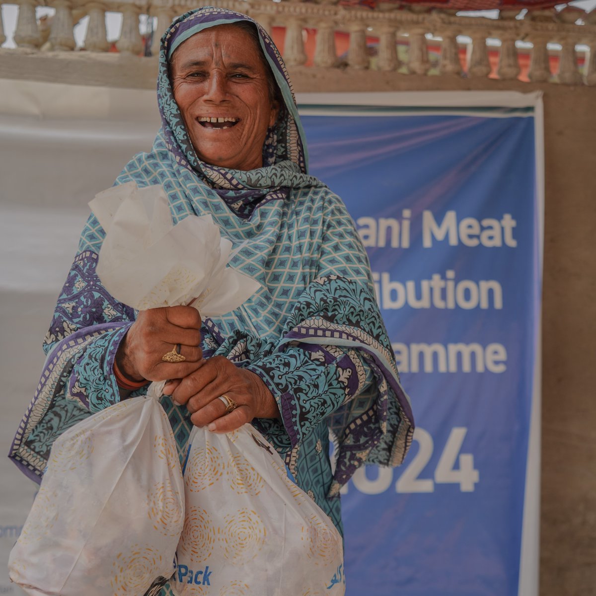 IslamicReliefPK's tweet photo. πDadu, Sindh
Delivering the perfect Eid gift! Our meat packs are bringing hope and happiness to communities. π
#EidMubarak #IslamicReliefPakistan #TransformingLivesSince1992 https://t.co/1SCsWmLJds
