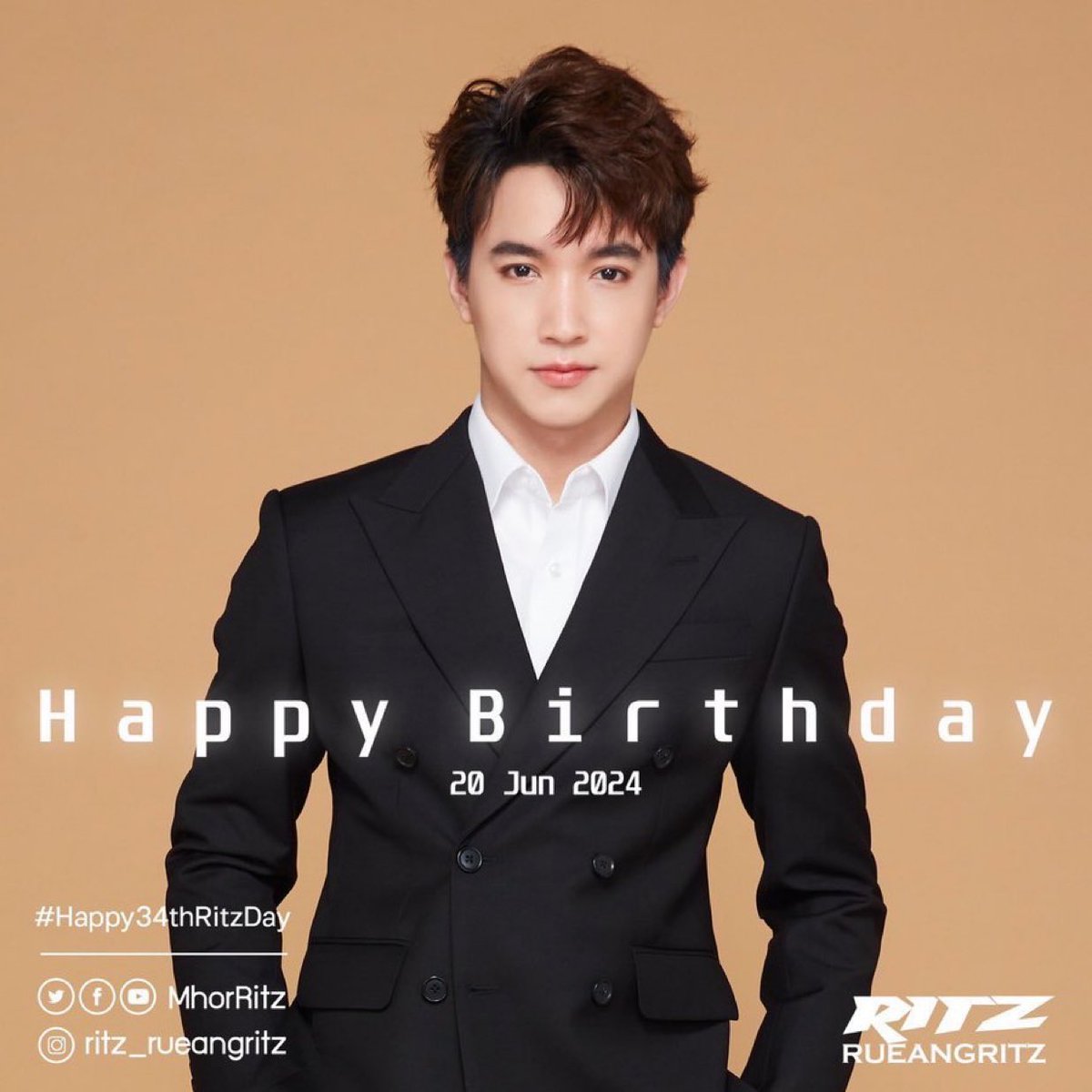 Notto___'s tweet photo. Always beside you @MhorRitz 🎂

#Happy34thRitzday 
#mhorritz
#ritz_rueangritz https://t.co/1RdLVfV6t2