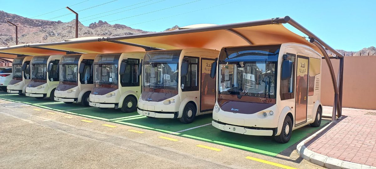 LohrGroup's tweet photo. #NewMobilities Cristal at Al’Ula!✨
✅The transport service starts with 12 Cristal shuttles to serve the old town and Hegra.
💪🏼Happy and proud to be a small part of this exceptional project of Al'Ula on line with the Saudi Vision 2030. https://t.co/4D7l3oapNR