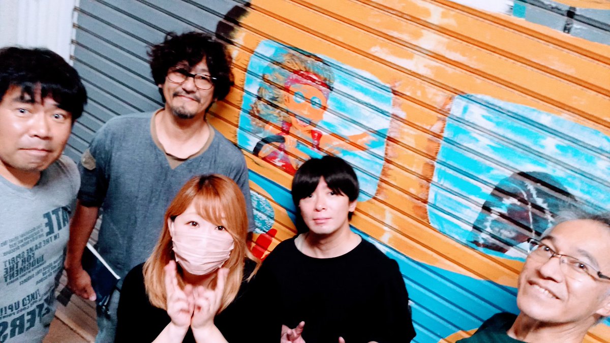 誕生日を気にかけてくださったみなさま
ありがとうございました(^-^)

6月22日 枯山水Dinner LIVE🌠
最終リハ終わりました
わくわくするようなアレンジもできました🎵

ご予約のみなさま🍀
当日お会いできるのを楽しみにしております(*^-^*)
お気をつけてお越しくださいませ 🐾

最終準備 頑張ります😊