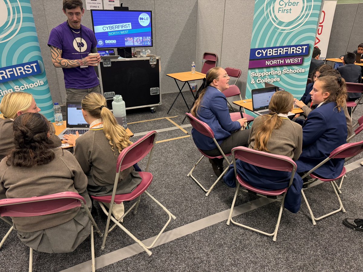 APTMoorPark's tweet image. Great to be at the @teentechevent festival in Preston today #ProudToBeMoorPark #TeenTech