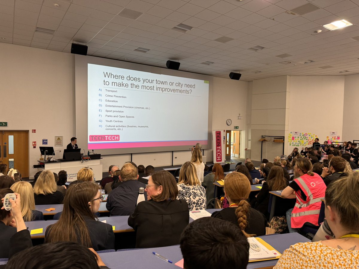 APTMoorPark's tweet image. Great to be at the @teentechevent festival in Preston today #ProudToBeMoorPark #TeenTech