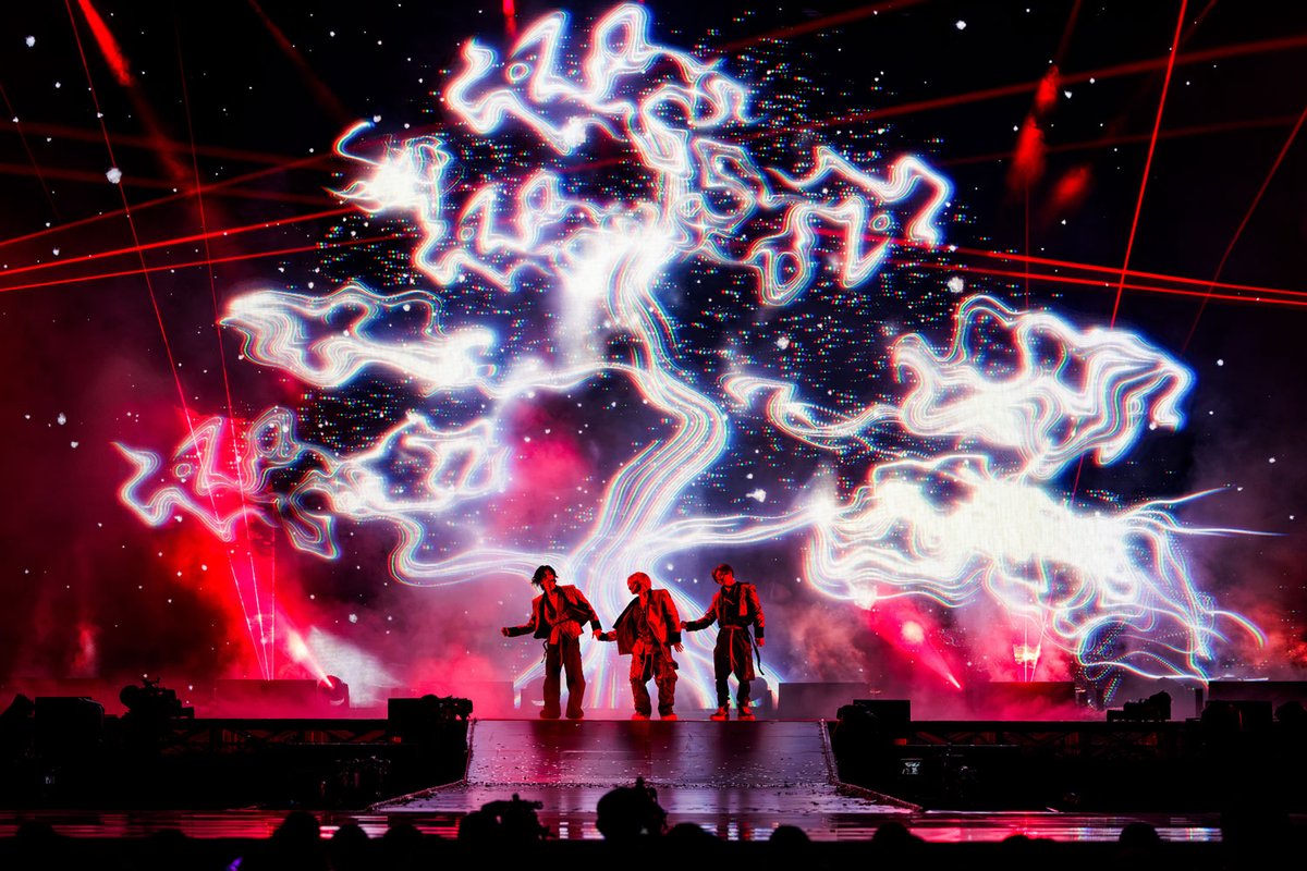 oricon's tweet photo. Number_i、単独コンサート6公演完走✨
iLYsに感謝
「たくさんの人に応援していただいていると再認識」

🔻ライブレポート📝＆個別写真📸も
https://t.co/qRngEfyZFC

#Number_i #Numbering @tobeofficial_jp https://t.co/XIrZfqokaV