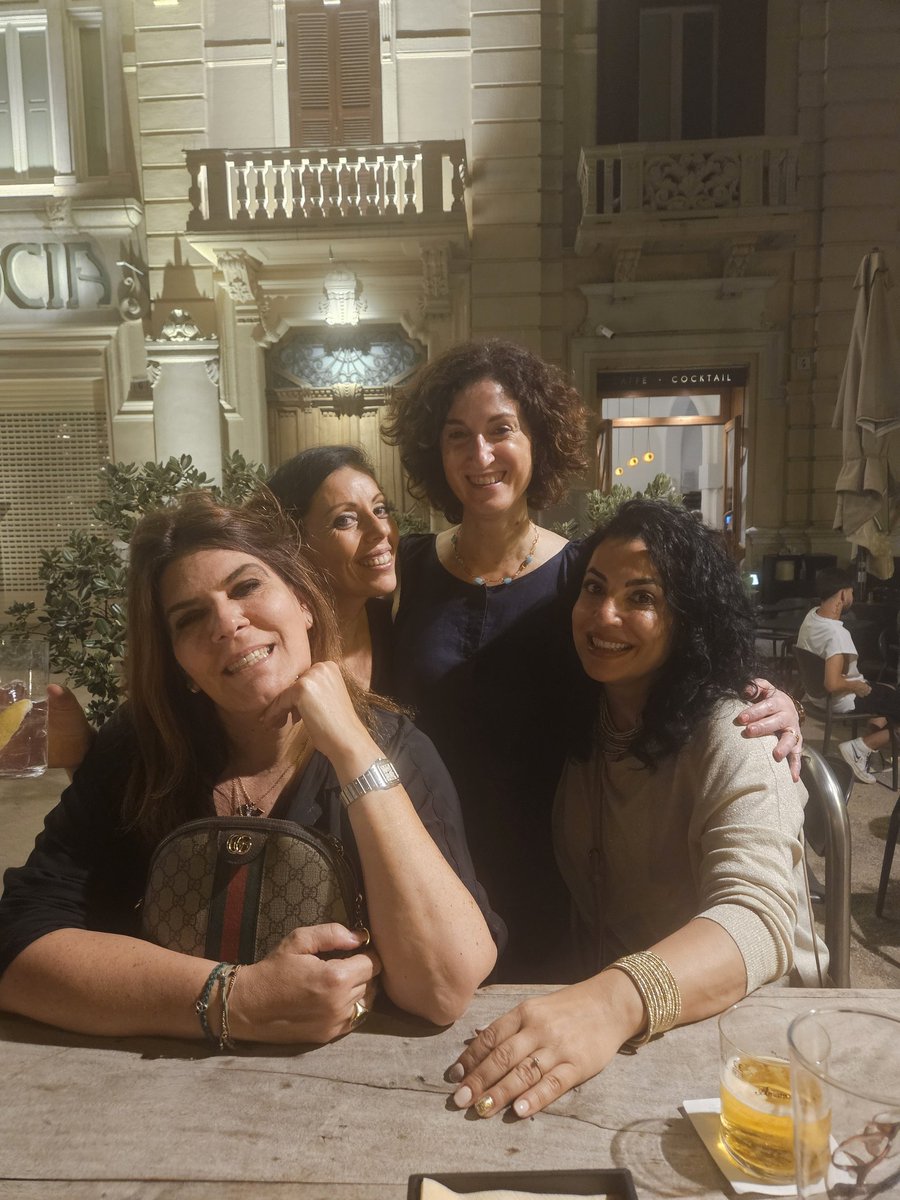 ManuelaStranges's tweet photo. Back from the @SIStatistica 52nd Scientific Meeting, still ongoing in Bari, where yesterday we had a board meeting of @aisp_sis and an intermediate meeting of the EAGLES project. Good scientific sessions and nice and funny time with colleagues and friends
#SIS2024 #workandhavefun https://t.co/F8leeX5AAY
