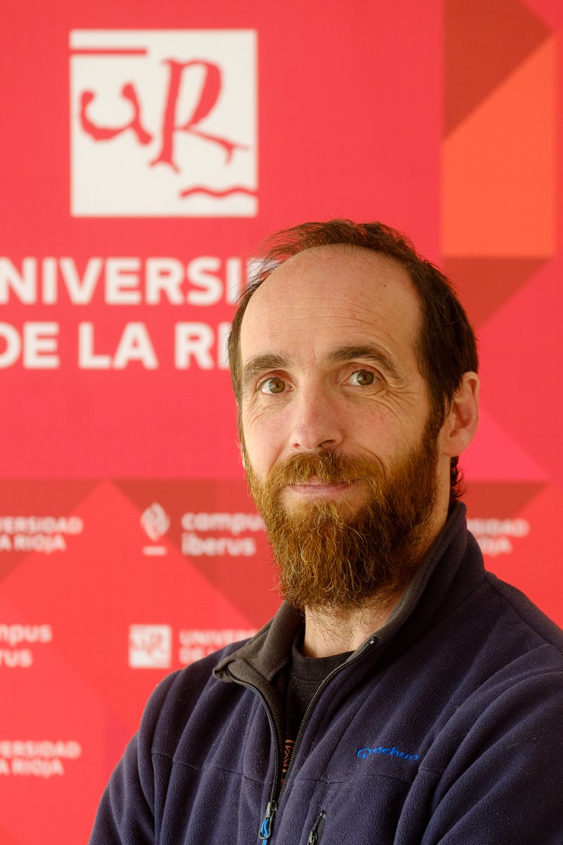 Universidad Zaragoza (@unizar) on Twitter photo El presentador de <a href="/orbitalaika_tve/">Órbita Laika</a>, <a href="/edusadeci/">Eduardo Sáenz de Cabezón</a>, estará mañana viernes 21, a las 18h en #Paraninfo <a href="/unizar/">Universidad Zaragoza</a>.
Invitado por el <a href="/iuma_unizar/">IUMA</a> y <a href="/RealSocMatEsp/">RSME</a>, impartirá una charla sobre la #IA y sus implicaciones.
No te pierdas su excepcional poder divulgador.
Entrada libre El presentador de <a href="/orbitalaika_tve/">Órbita Laika</a>, <a href="/edusadeci/">Eduardo Sáenz de Cabezón</a>, estará mañana viernes 21, a las 18h en #Paraninfo <a href="/unizar/">Universidad Zaragoza</a>.
Invitado por el <a href="/iuma_unizar/">IUMA</a> y <a href="/RealSocMatEsp/">RSME</a>, impartirá una charla sobre la #IA y sus implicaciones.
No te pierdas su excepcional poder divulgador.
Entrada libre