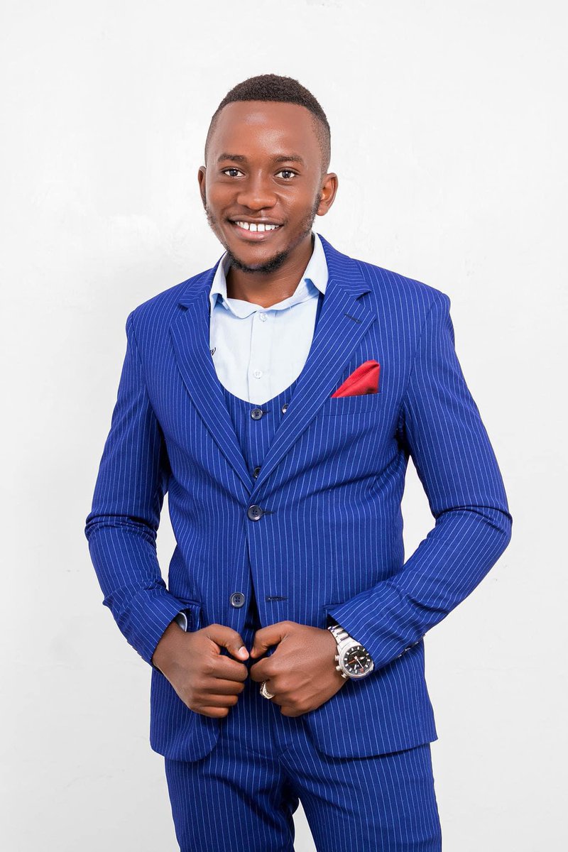 ALERT ALERT ALERT. THEY ARE ARRESTING LAWYERS!!!!
Advocate Njeru <a href="/njeruh_righter/">Njeru wa Muthoni</a> has been arrested by plainclothes police #OccupyParliament -#RejectFinanceBill2024