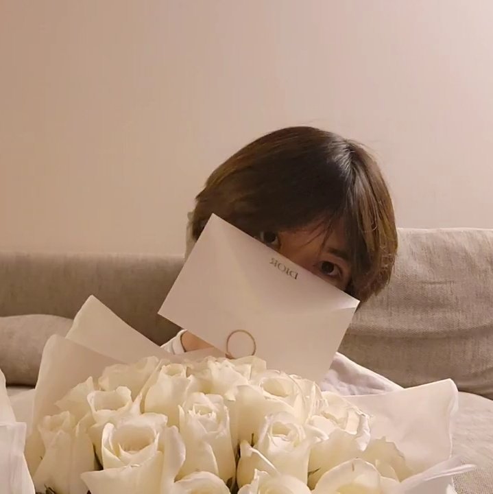 beomiedeul's tweet photo. beomie 😭🤍 https://t.co/SmrRGKTRfM