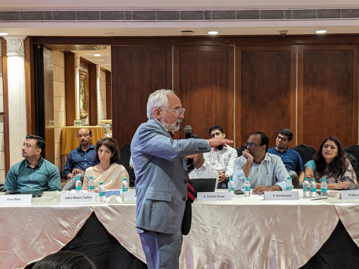 SpeakTB's tweet photo. We are grateful to have all our partners join us for this edition of the TB Centrestage Meeting and for their thoughtful reflection on community-led monitoring for TB in India.
#EndTB #EquitableHealthforAll https://t.co/qCBgJ9W9Mu