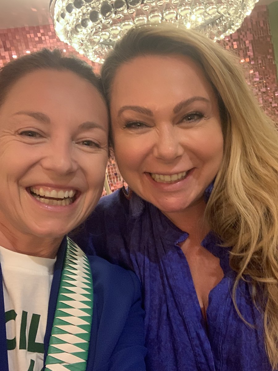 We loved joining the <a href="/HollyLTucker/">hollyltucker</a>  female founders dinner.