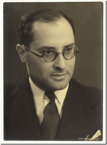#CeJourLà, en 1944, Jean Zay était assassiné par la Milice. De père juif, cet ancien Ministre de l'Éducation nationale et des Beaux-Arts de Léon Blum - on lui doit entre autres le CNRS, le festival de Cannes -, résiste au gouvernement de Vichy qui l'interne ensuite pendant 4 ans.