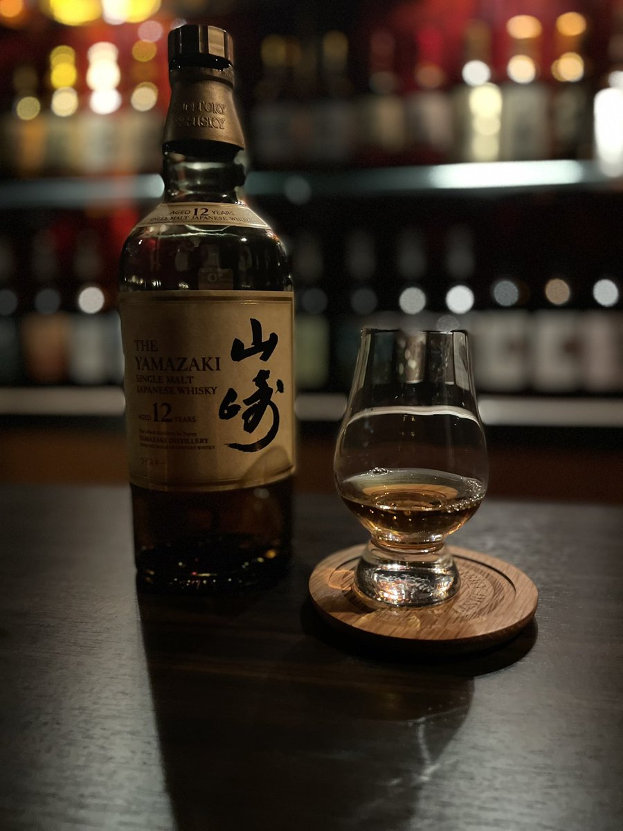 馴染みの酒屋さん、忙しくてたまにしか行けないのに行くと必ず手ぶらでは帰さないのおいちゃんの営業スタイルにいつも感謝です

よろしくお願い致します

@sonsofwine 
<a href="/whisky_taro_/">湯♨️</a>
