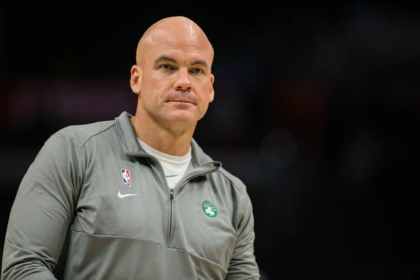 Sources: Villanova basketball is hiring longtime NBA assistant Jamie Young as an assistant coach. Young comes to Villanova after a year a Le Moyne. He spent 23 years in the NBA, including 20 in various roles with the Boston Celtics and two seasons as a 76ers assistant.