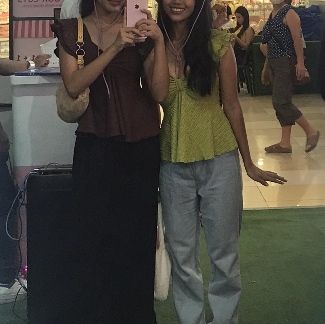 riabbon_'s tweet photo. worth it 3 hours byahe just to get to the closest sm here lol https://t.co/pdvTbIjqOu