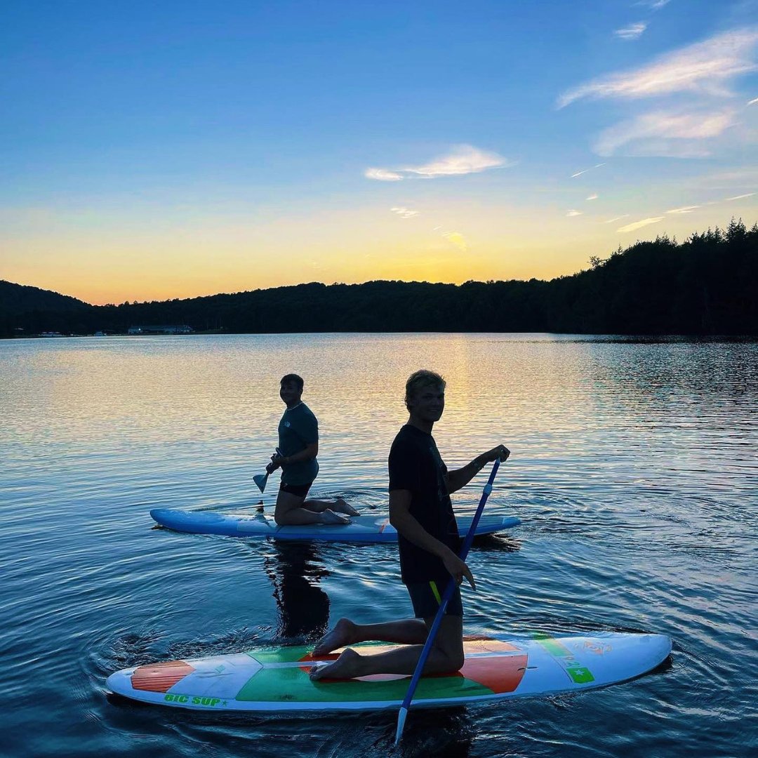 CampAmericaNZ's tweet photo. A great pic of the lake, it's a Camp America right of passage! ☀️🏕✨🇺🇸

#Campamerica #summercamp #campcounsellor https://t.co/EuqaAzoXwU