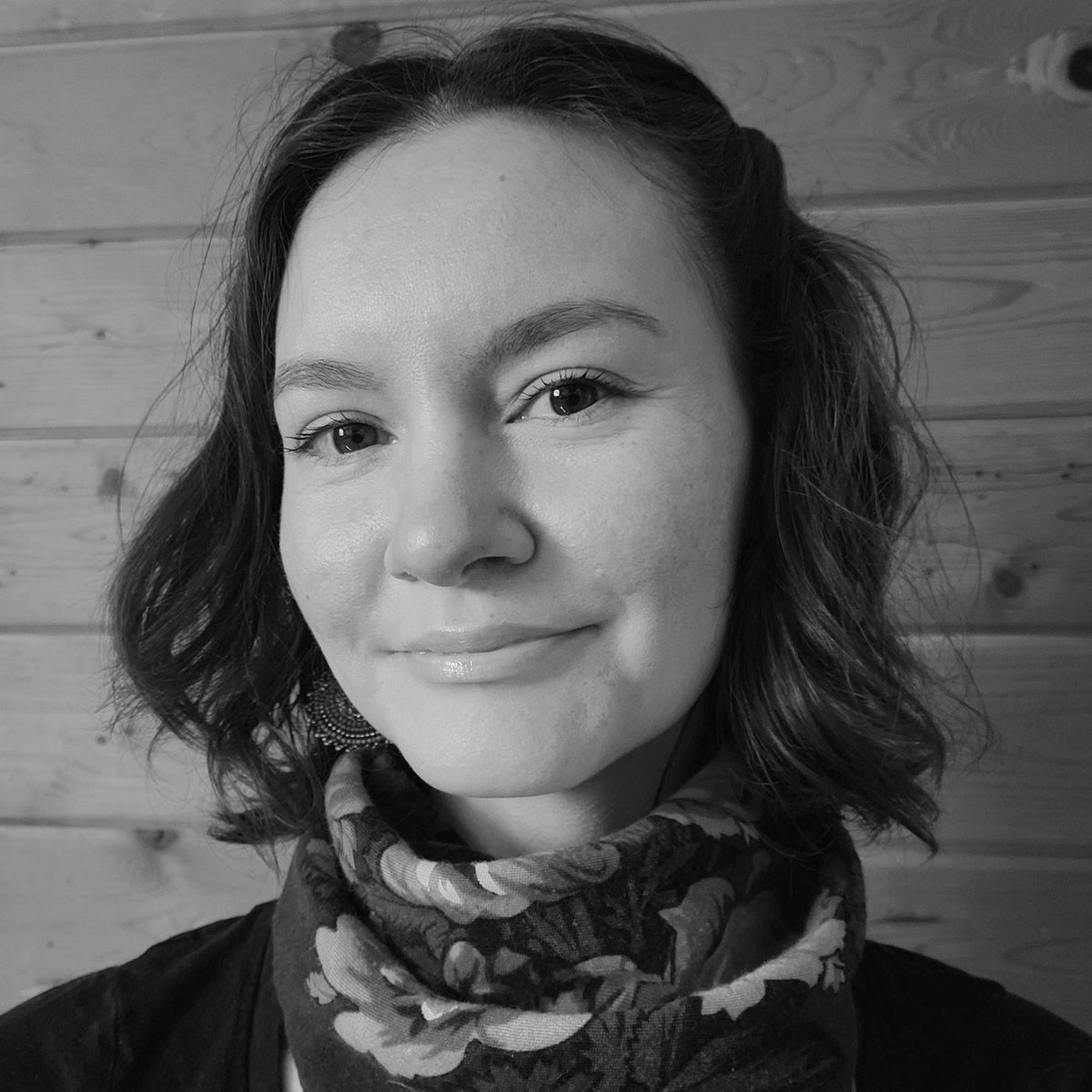 A new EFM podcast episode is online now: "Arctic Indigenous Filmmakers on Climate Change: First-Hand Perspectives".

Tune in to hear about the work of <a href="/Telefilm_Canada/">Telefilm Canada</a> and AIFF's (<a href="/IntSamiFilmInst/">International Sami Film Institute</a>) Witness Program.

🎧 listen to full episode: efm-berlinale.de/en/about-efm/e…
