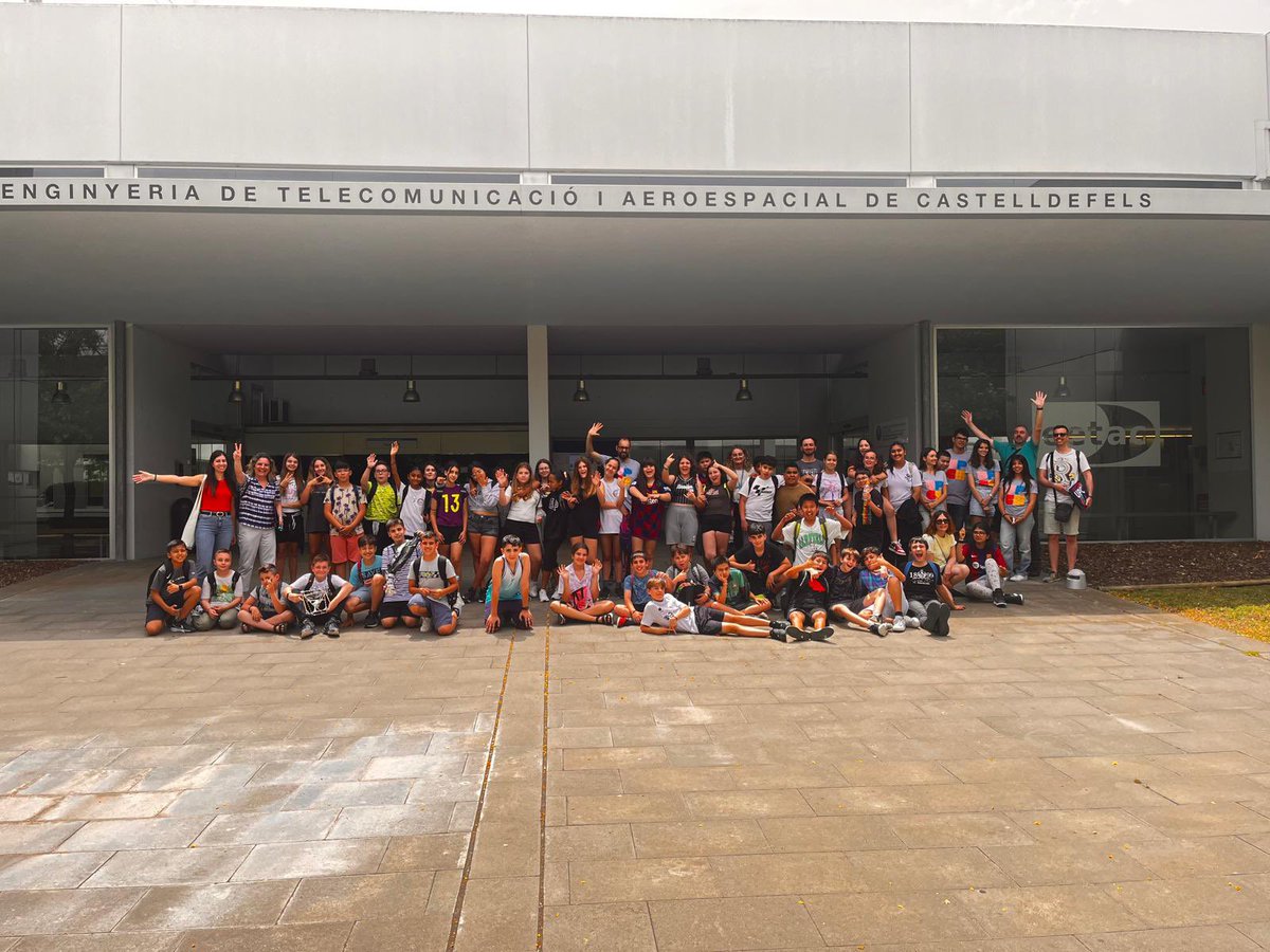 Ahir l’alumnat de 6è va visitar <a href="/EETAC_UPC/">EETAC-UPC</a> . És el 3r any que l’escola participa en aquest projecte tan interessant. Gràcies infinites a la universitat i a <a href="/SchneiderES/">SchneiderElectric ES</a> per fer-ho possible!!