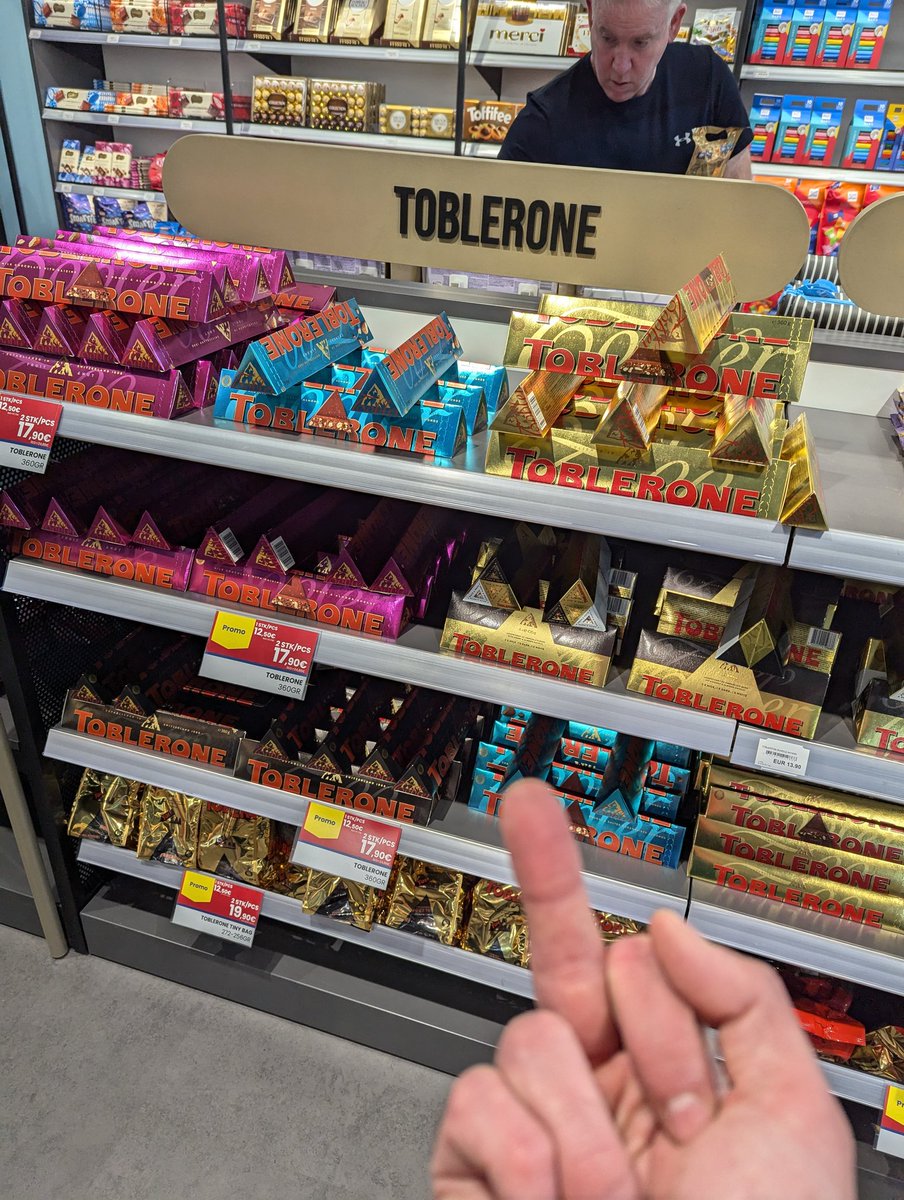 thisGRAEME 🌈 tweet media