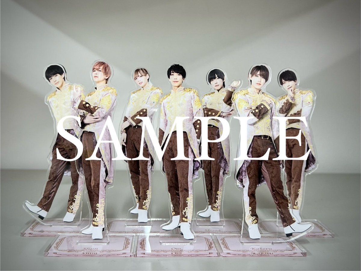 BLAZE衣装のアクスタ初お披露目です！！！🌟 衣装パワーで王子様感満載