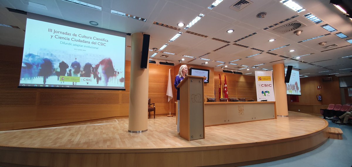 IEOoceanografia's tweet image. Comienzan en Madrid las III Jornadas de #CulturaCientífica y #CienciaCiudadana de @CSIC con el objetivo de 'Difundir, adaptar y evolucionar'

Presenta las sesiones Pura Fernández, vicepresidenta adjunta de la #VACC.

👥 💭 Tenemos 2 días de trabajo y colaboración muy interesantes