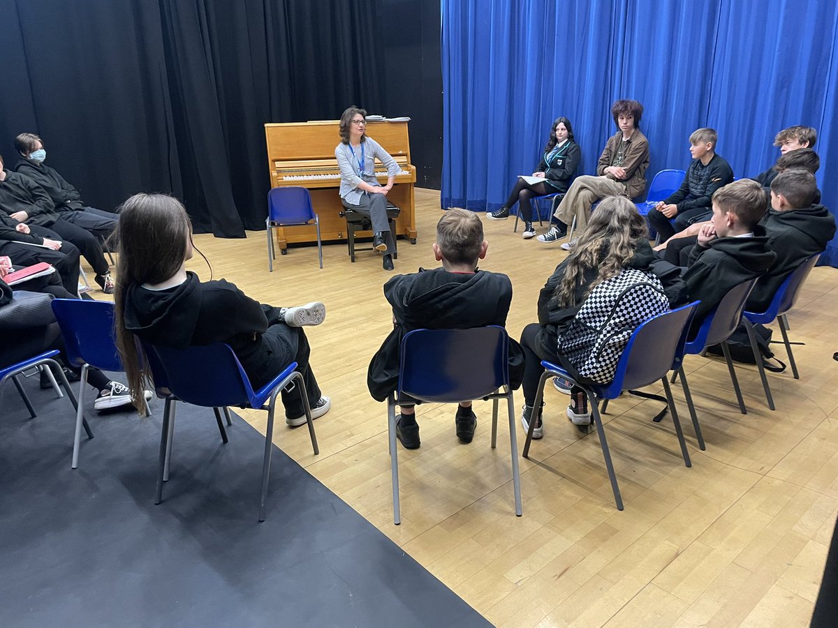 Mrs Johnston tweet media