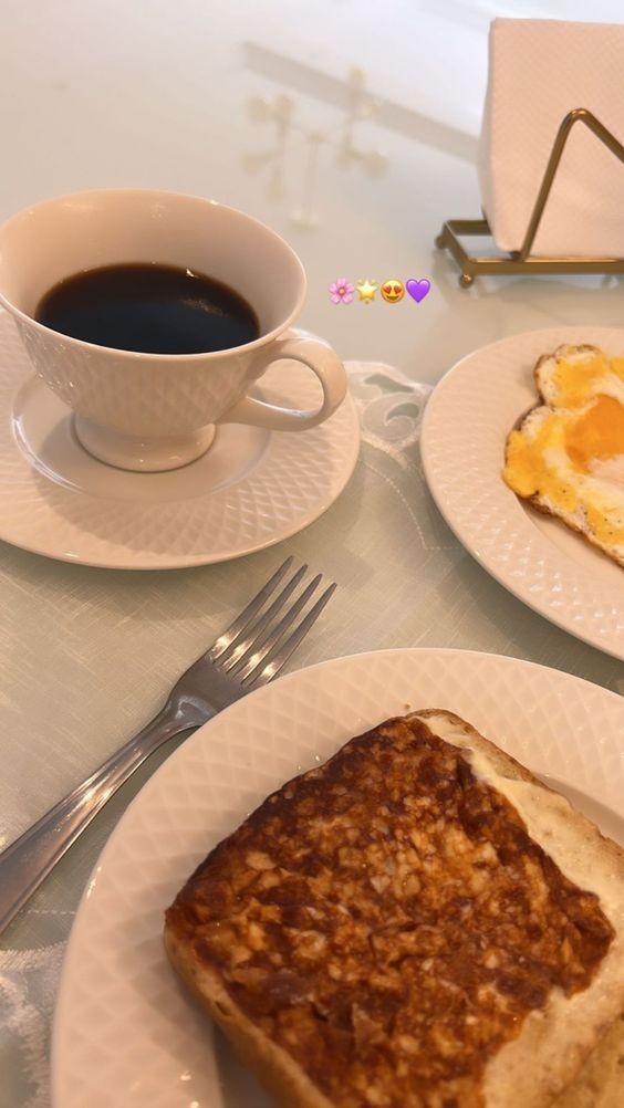 Bom dia, meus Girassóis!🫴🏻🌻✨

A paz começa quando você deixa de criar expectativas sobre o que você não controla...

Para hoje um café... Café com paz!☕🕊️