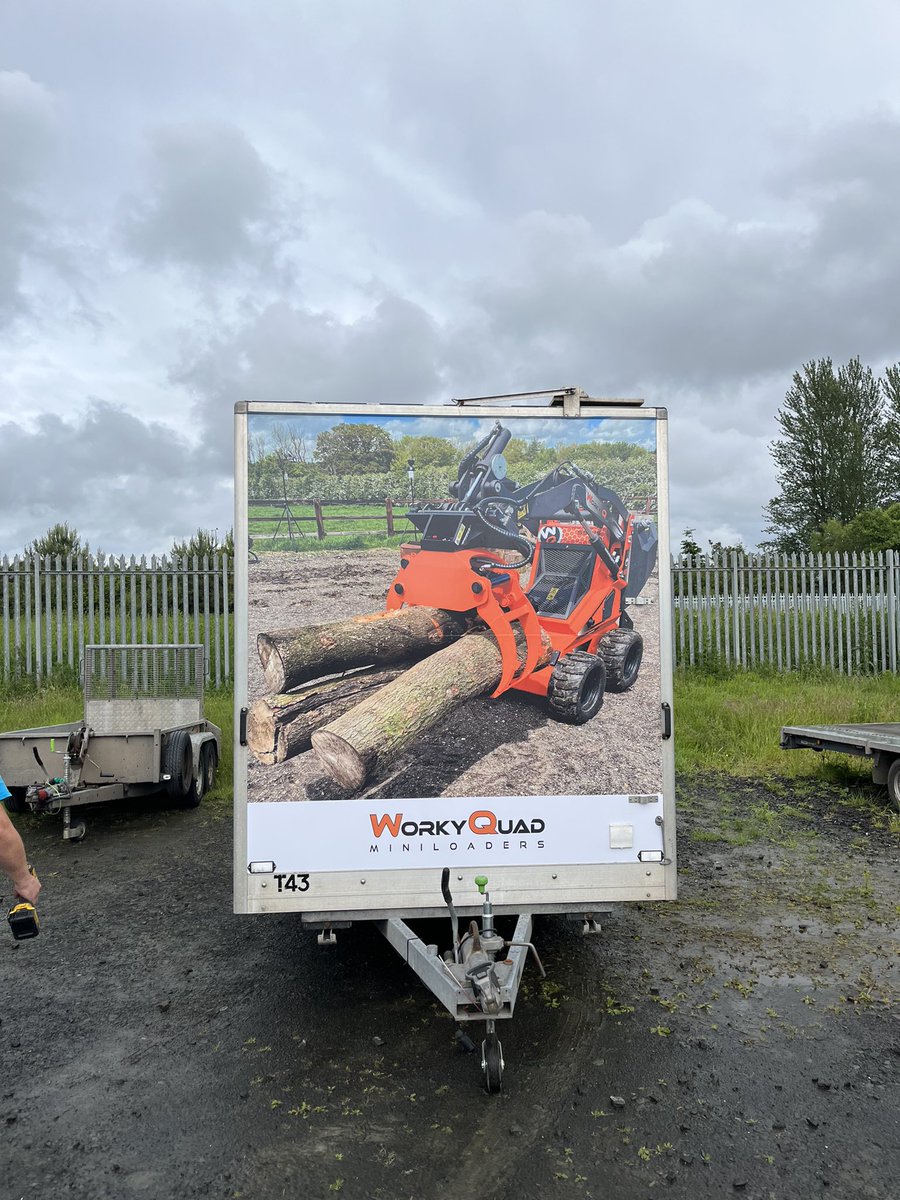 FHMcD Signs Ltd. (@edinburghsigns) on Twitter photo 