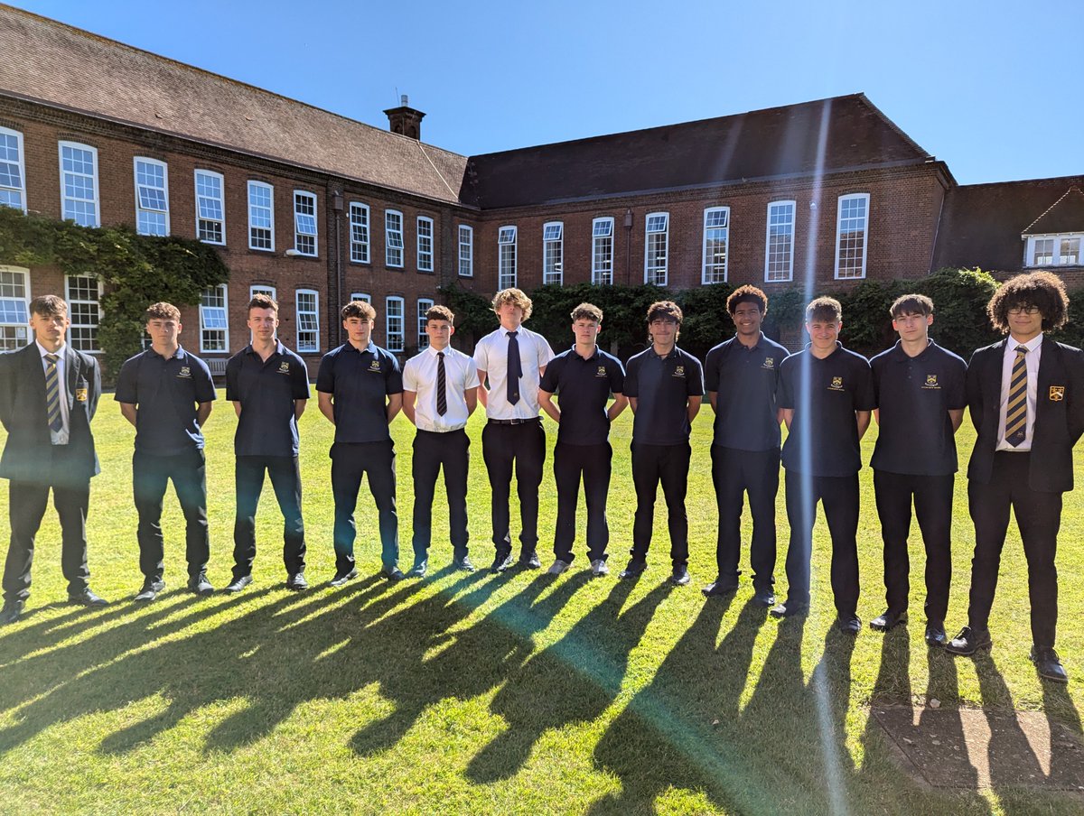 Congratulations to our Junior and Intermediate Athletics squads, who have qualified for the National Track and Field Cup Finals. Both won their Regional A finals and rank inside the top 10 in the country. This is the first time that we have made the final at both age groups.