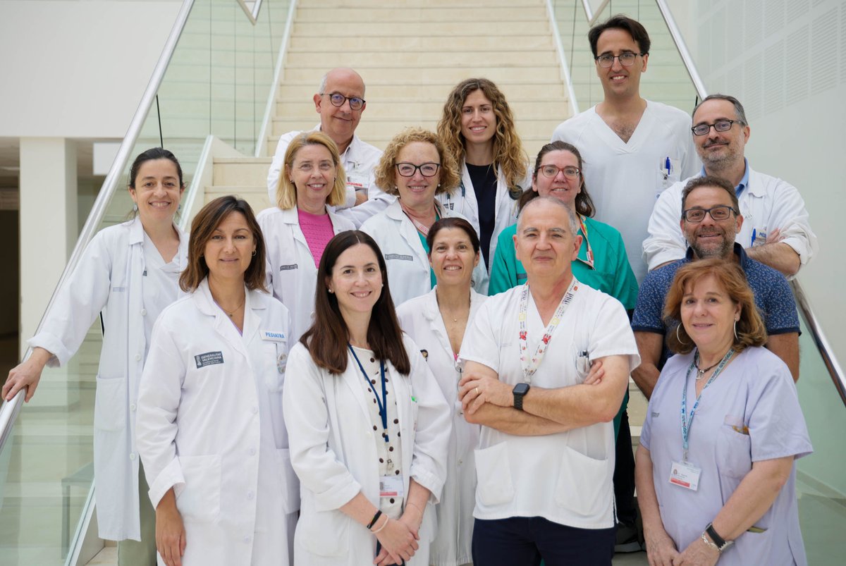 HospitalLaFe (@hospitallafe) on Twitter photo 🏥El <a href="/HospitalLaFe/">HospitalLaFe</a> publica la 2ª edición de su Manual de Soporte Nutricional
🔹El objetivo es mejorar la asistencia de los pacientes desde el punto de vista nutricional en la práctica clínica diaria.
🥼33 profesionales han participado en su redacción
📰acortar.link/2fWbqo 🏥El <a href="/HospitalLaFe/">HospitalLaFe</a> publica la 2ª edición de su Manual de Soporte Nutricional
🔹El objetivo es mejorar la asistencia de los pacientes desde el punto de vista nutricional en la práctica clínica diaria.
🥼33 profesionales han participado en su redacción
📰acortar.link/2fWbqo