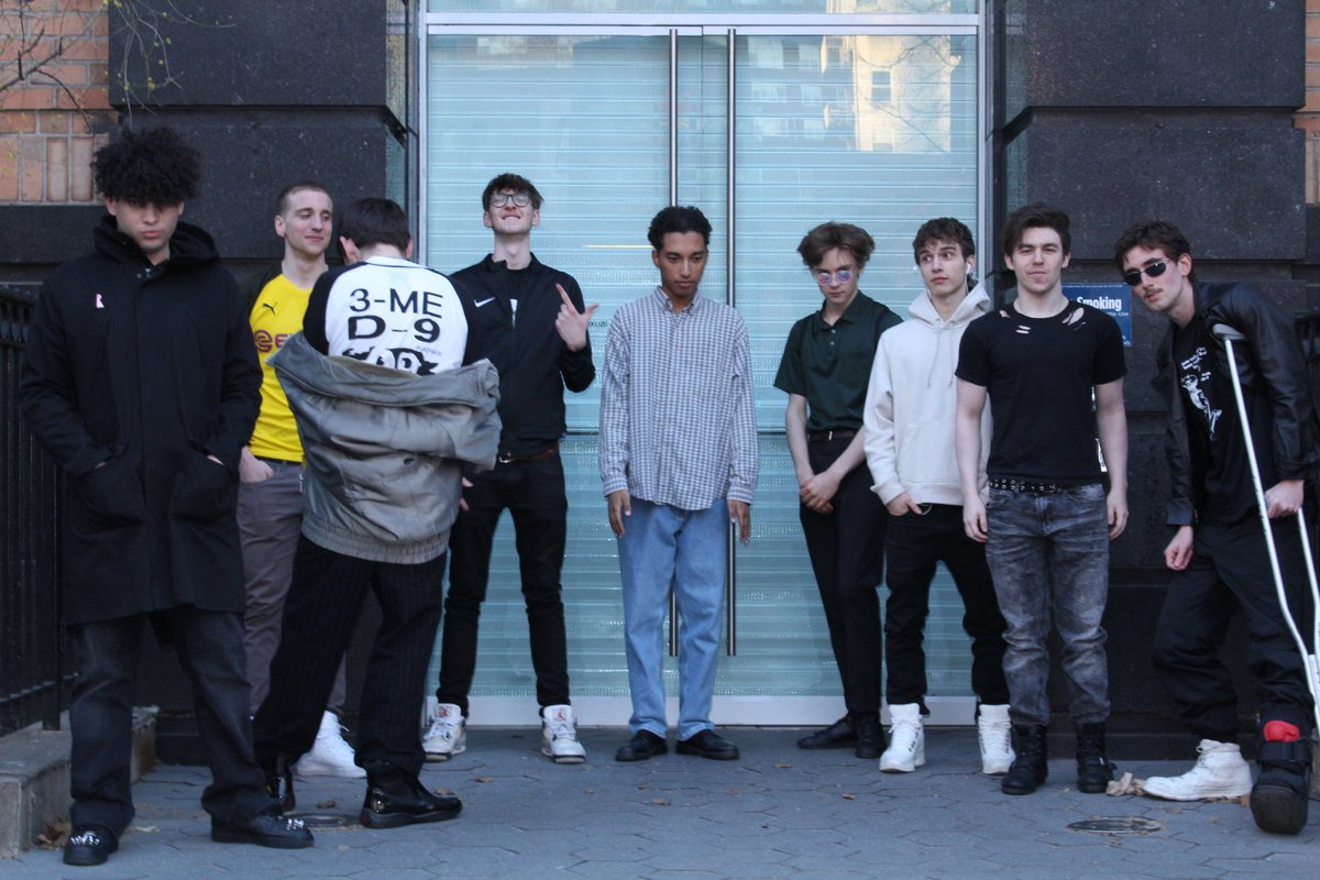 dosdegrees's tweet image. Okay I know this is a month later but I actually found it