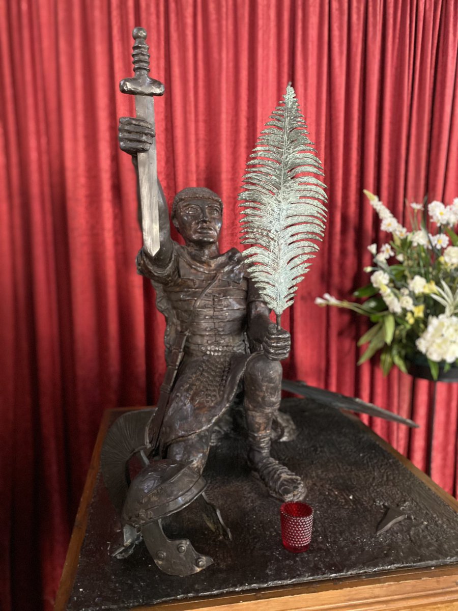 St Alban’s Church, South Norwood tweet media