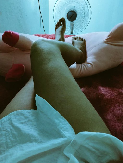 D_NgHoa's tweet photo. Có người yêu nhưng không biết lên đỉnh là gì. https://t.co/LTyHGNhlNW