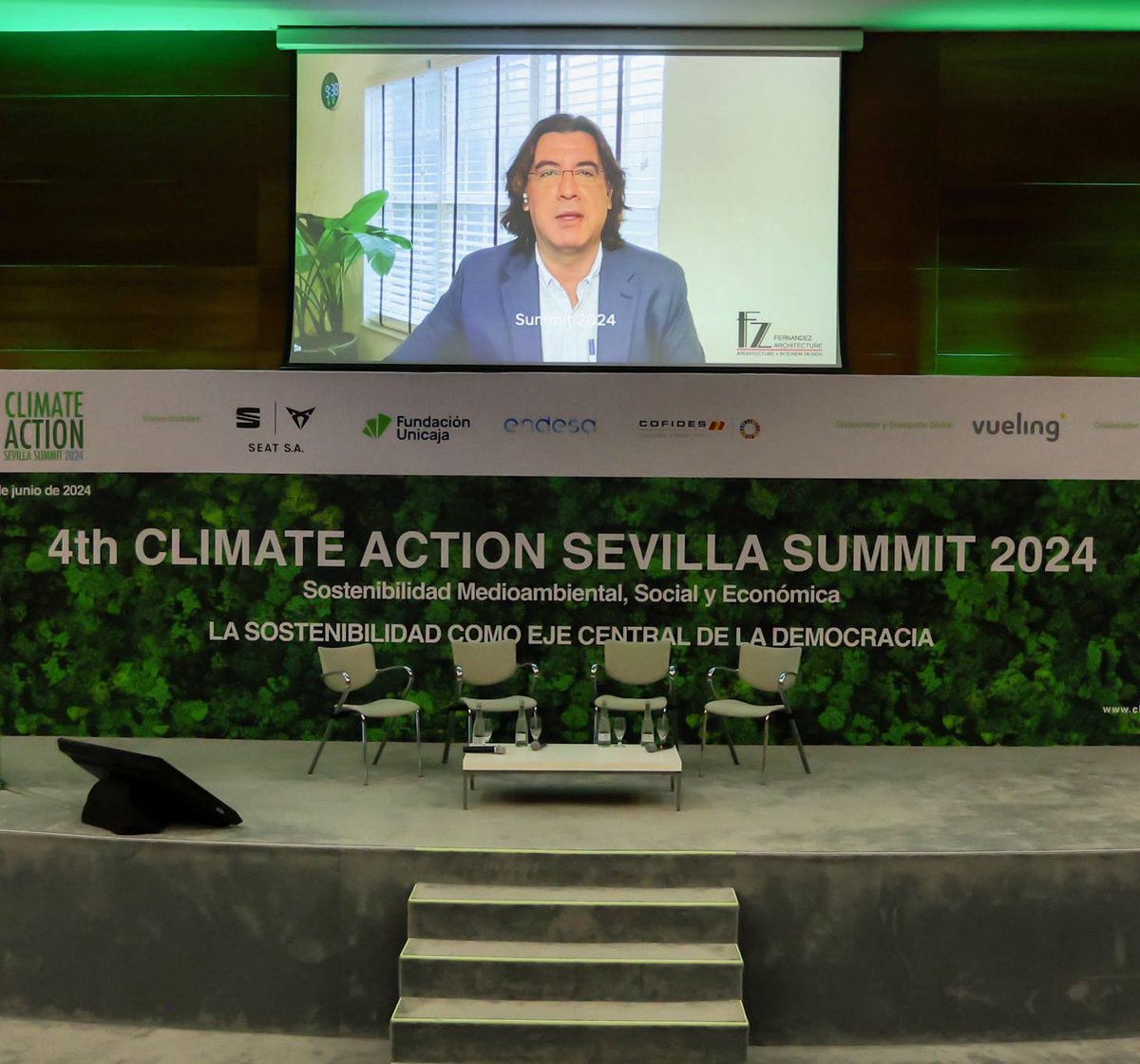 . CONSTRUCCIÓN Y VIVIENDA SOSTENIBLE : Joaquín Fernández, Arquitecto #LEED GA (Leader in Energy and Environmental Design) y CEO de Fernández Architecture. #Miami. EE.UU