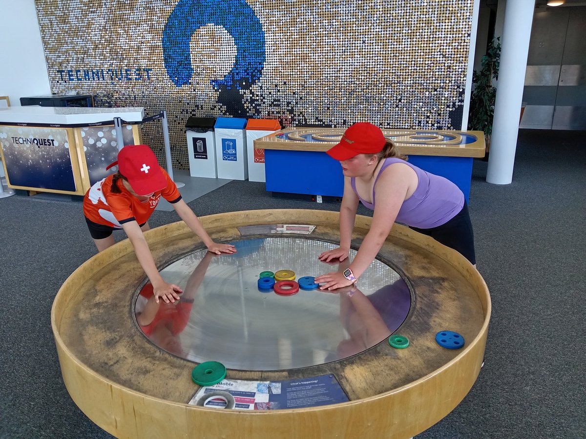 Dechrau arbennig i'n taith i <a href="/GwersyllCdydd/">Gwersyll Caerdydd</a> Fel arfer llawer o bethau diddorol i'w gweld yn <a href="/StFagans_Museum/">Sain Ffagan | St Fagans</a> Wedi cyrraedd <a href="/Techniquest/">Techniquest</a> bore ma. Pawb mewn hwyliau arbennig o dda!
A fun packed day yesterday followed by hours and hours of sleep (!) Just arrived in <a href="/Techniquest/">Techniquest</a> 👍👍