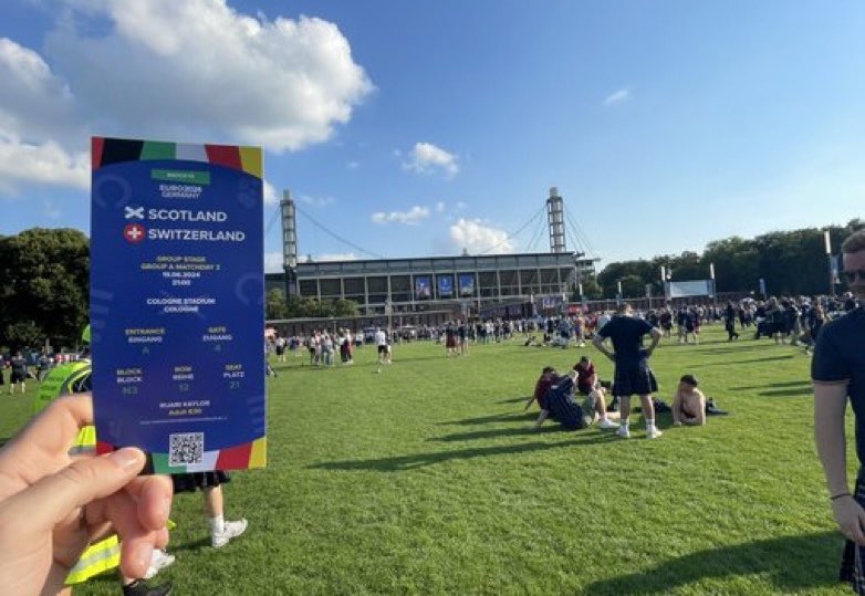 FootballStubs_'s tweet image. 📍 Cologne Stadium (Müngersdorfer Stadion/RheinEnergieStadion)
⚽️ Scotland 🏴󠁧󠁢󠁳󠁣󠁴󠁿 v Switzerland 🇨🇭 
🏆 Euro2024
📸 @ruarikaylor 

#StubsInStadiums #TartanArmy #SCOSUI #Colgone #köln #euro2024