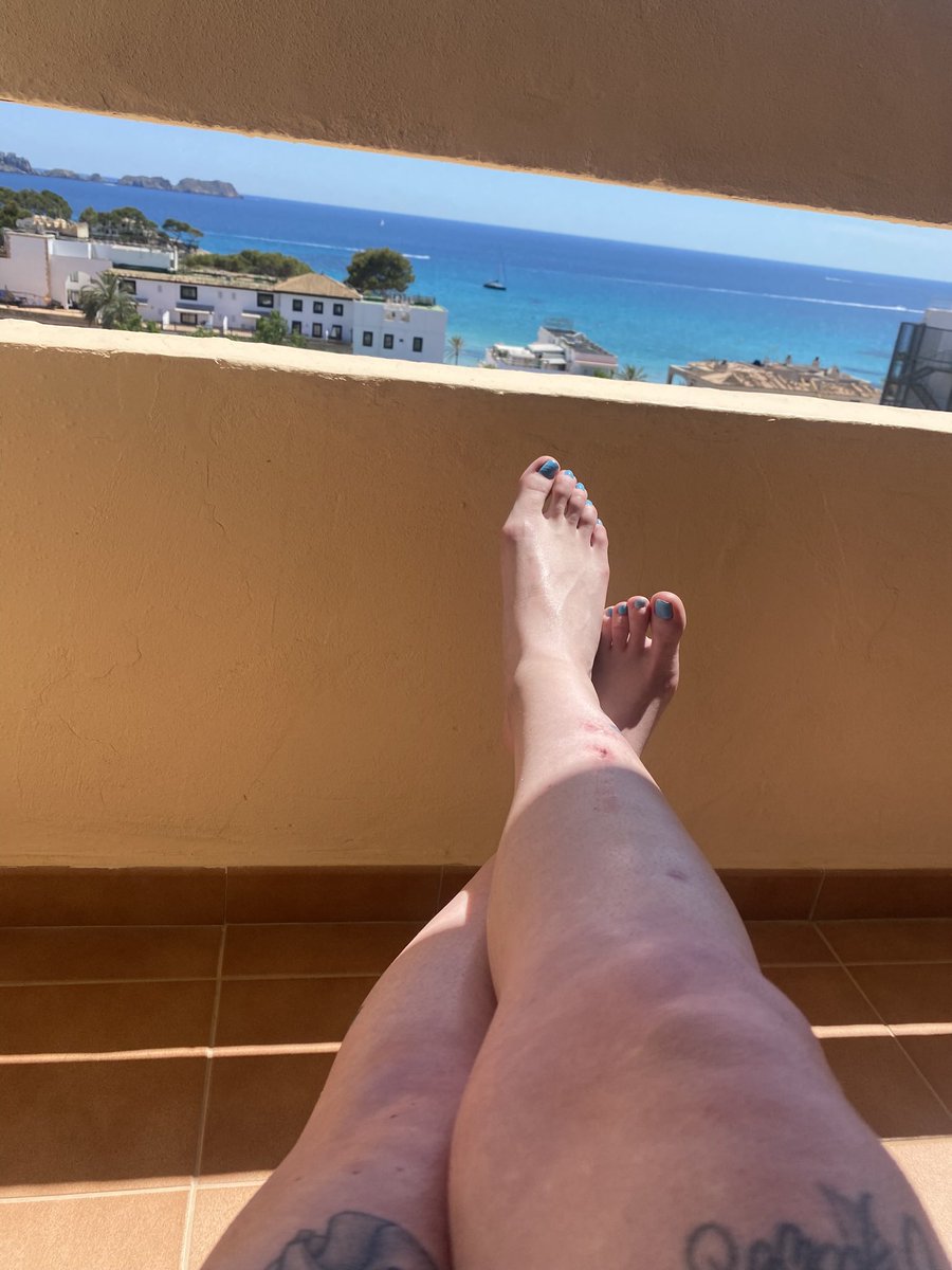 maryundercover_'s tweet photo. Liebe die Urlaubszeit. 🐠🤍 https://t.co/xDTupG3sl6