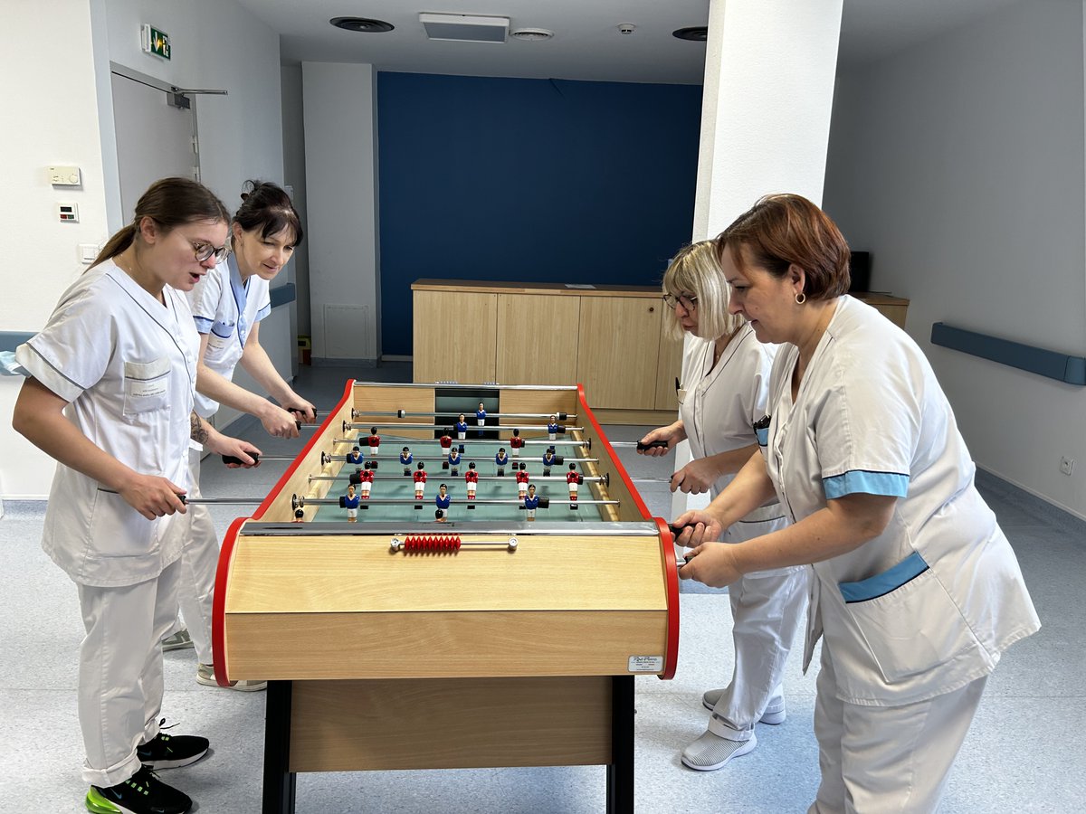 FondHopitaux's tweet image. #QVCT Un espace reboost et zen à l'Hôpital du Creusot !

💡Dans un contexte d’épuisement professionnel, les équipes de l’Hôpital du Creusot ont décidé de s’inscrire dans une démarche de QVT pour créer un espace bien-être au sein du service.