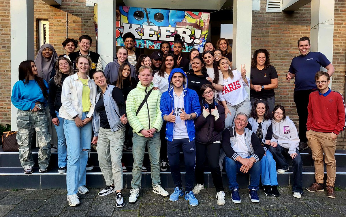 𝗙𝗮𝗿𝗲𝗻𝘁 𝗻𝗶𝗲𝘂𝘄𝘀𝗯𝗿𝗶𝗲𝗳 𝗷𝘂𝗻𝗶 𝟮𝟬𝟮𝟰 - oa over de aanbesteding in de gemeente ‘s-Hertogenbosch, het SKEER24 festival, de rol van welzijnsorganisaties in de energietransitie, tips voor gescheiden ouders. bit.ly/3z8QwfX
<a href="/SociaalWerkNL/">Sociaal Werk Nederland</a>