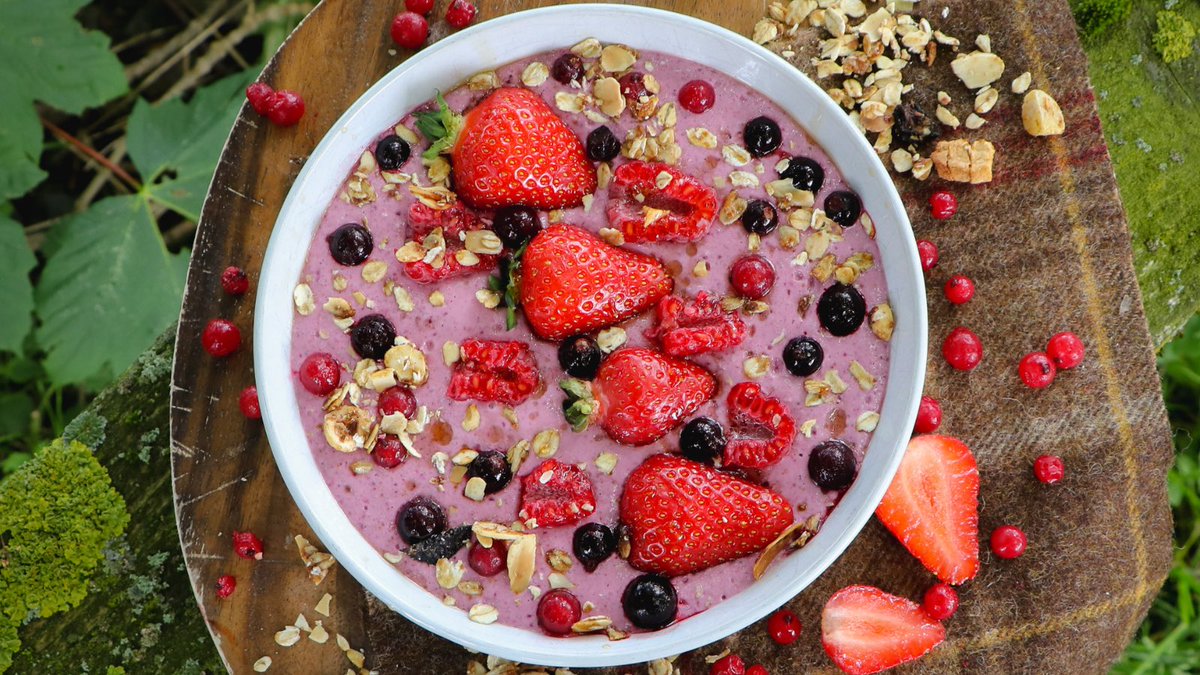 Hamlyns of Scotland (@hamlynsoats) on Twitter photo With the prospect of a warm weekend ahead, we're delighted to share this new summer berry smoothie bowl recipe from <a href="/Naturallivingam/">The Wee Larder</a> - one of four new recipes for the <a href="/STBFPortsoy/">Glenglassaugh Scottish Traditional Boat Festival</a>.
Get it here: hamlynsoats.co.uk/recipes/summer…
#smoothiebowl #breakfast #oats
#stbfportsoy #ahoyportsoy With the prospect of a warm weekend ahead, we're delighted to share this new summer berry smoothie bowl recipe from <a href="/Naturallivingam/">The Wee Larder</a> - one of four new recipes for the <a href="/STBFPortsoy/">Glenglassaugh Scottish Traditional Boat Festival</a>.
Get it here: hamlynsoats.co.uk/recipes/summer…
#smoothiebowl #breakfast #oats
#stbfportsoy #ahoyportsoy