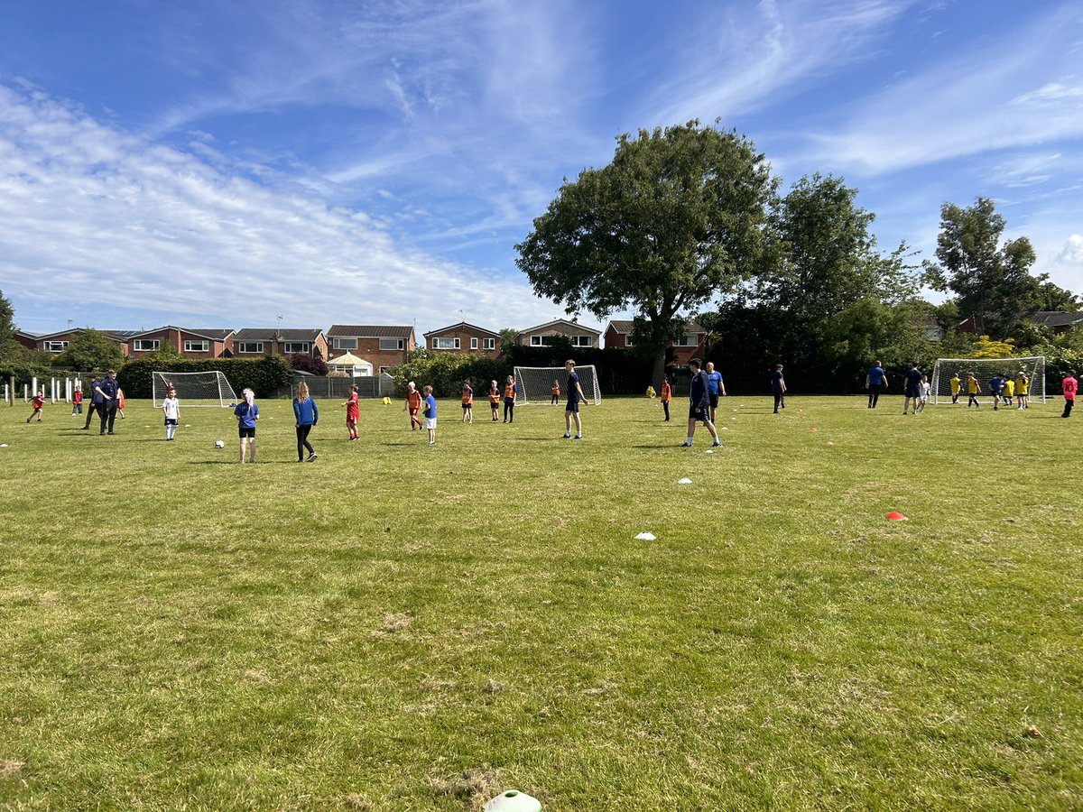 Great day with <a href="/EvertonCollege/">Everton Football College</a> <a href="/EvertonSchool/">Everton Free School</a>