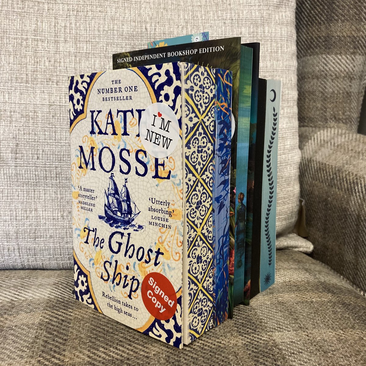 The Book Nook tweet media