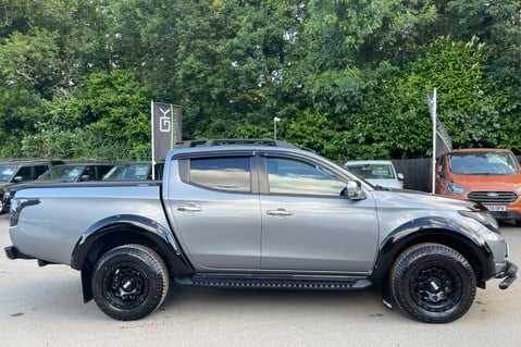 Well-presented #Mitsubishi #L200 Barbarian with aggressive styling modifications! 23,410 miles. 

Price: £23,995 - No VAT
Ask us about #CarFinance! 

Read the full advert here: shorturl.at/tcgS0 

#mitsubishil200 #essexmotors #trucklife #georgekingsley #cars #cardealersuk