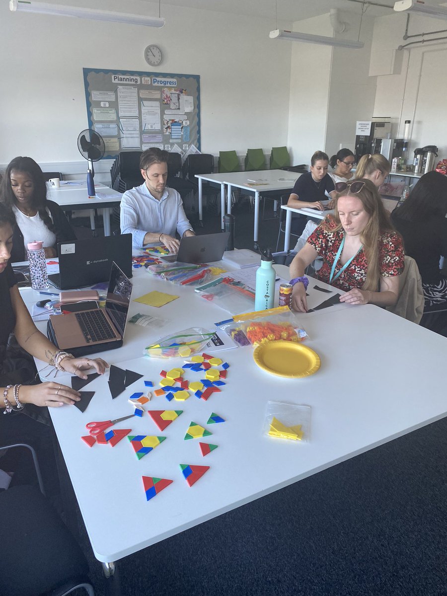 Enjoying exploring composing and decomposing shapes with NIoT trainees at Harris Academy Bermondsey. #whiteroseeducation