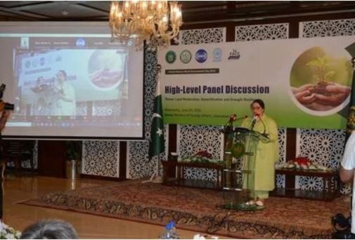 FFCL1978's tweet photo. FACE FFC &amp; COMSATS jointly organized a seminar and High Level Panel Discussion to raise awareness on the importance of environmental conservation. Climate Change &amp; Environmental Conservation are one of the focus areas of FACE,owing to their severe impacts on all segments of life. https://t.co/tHUYaNrEaH